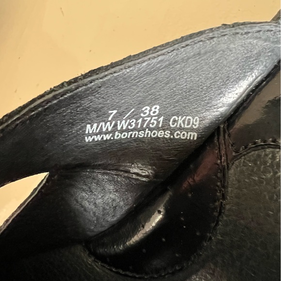 Born Della Clog Mule Black Buckle Womens Size 7 - Picture 6 of 9